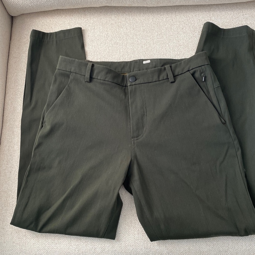 Lululemon olive green pants